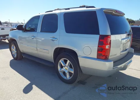 2010 Chevrolet Tahoe Ltz z USA, uszkodzony, nr VIN 1GNUCCE01AR125726